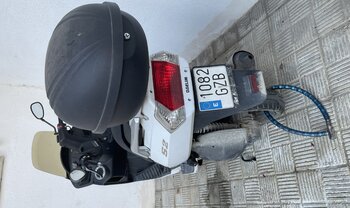 Subasta de motocicleta Daelim SQ 125 en Sevilla
