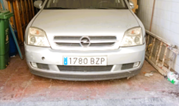 Subasta de vehículo marca OPEL, modelo VECTRA en San Martin del Rey Aurelio (Asturias)
