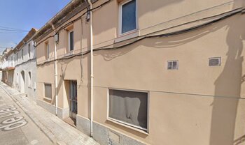 Vivienda en Santa Margarida i Els Monjos (Barcelona)