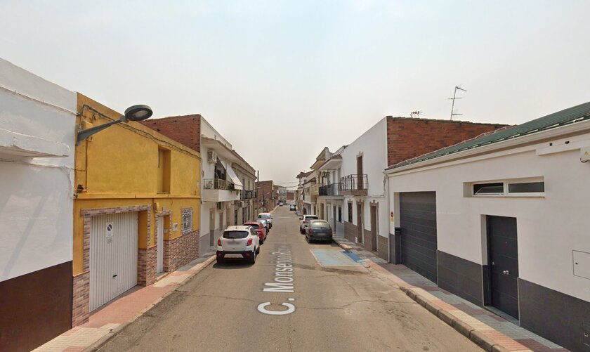 50% sobre la propiedad de vivienda en Calamonte (Badajoz) image 2